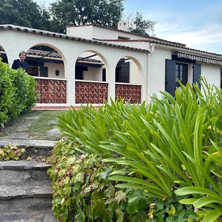 Casa Reno Wifi Clim Piscine 度假居 Mandelieu